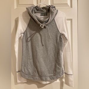 Athleta xxs white and gray sweatshirt